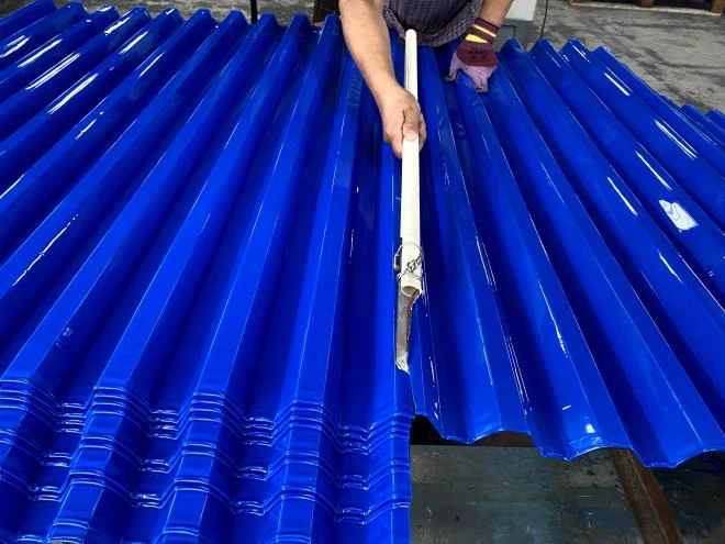 Prionsabail agus Tréithe Lonnaitheoirí Feadáin